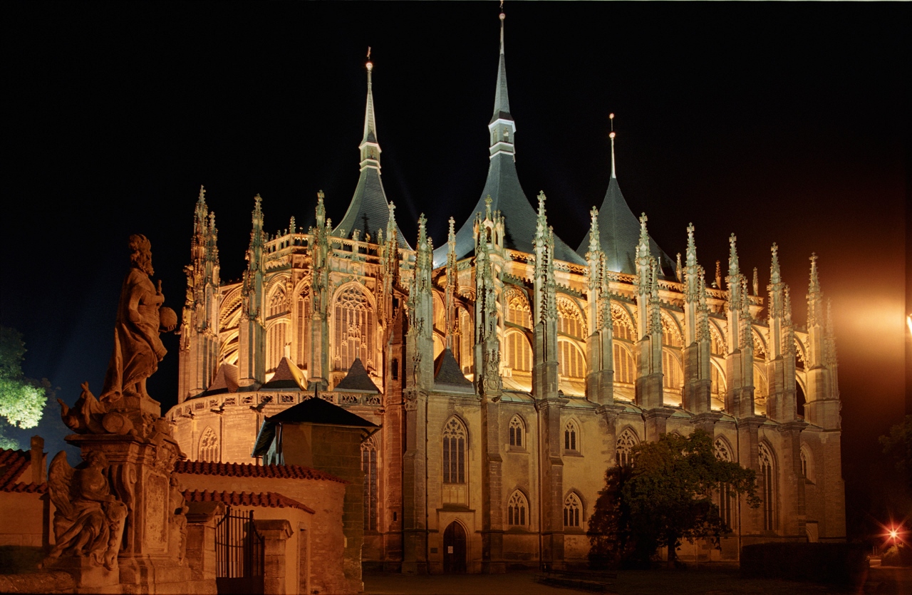 St. St. Barbara Cathedral Kutna Hora at night